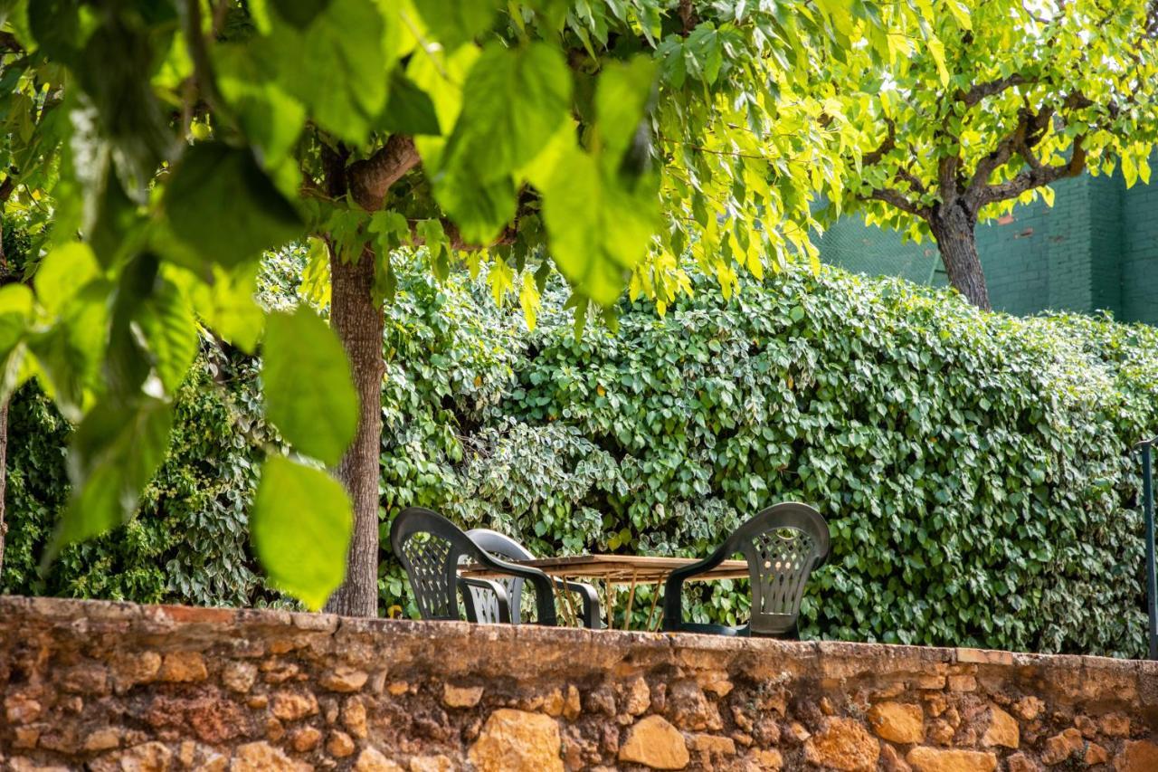 Hotel Rural Y Apartamentos Villa Engracia Espluga de Francoli Bagian luar foto