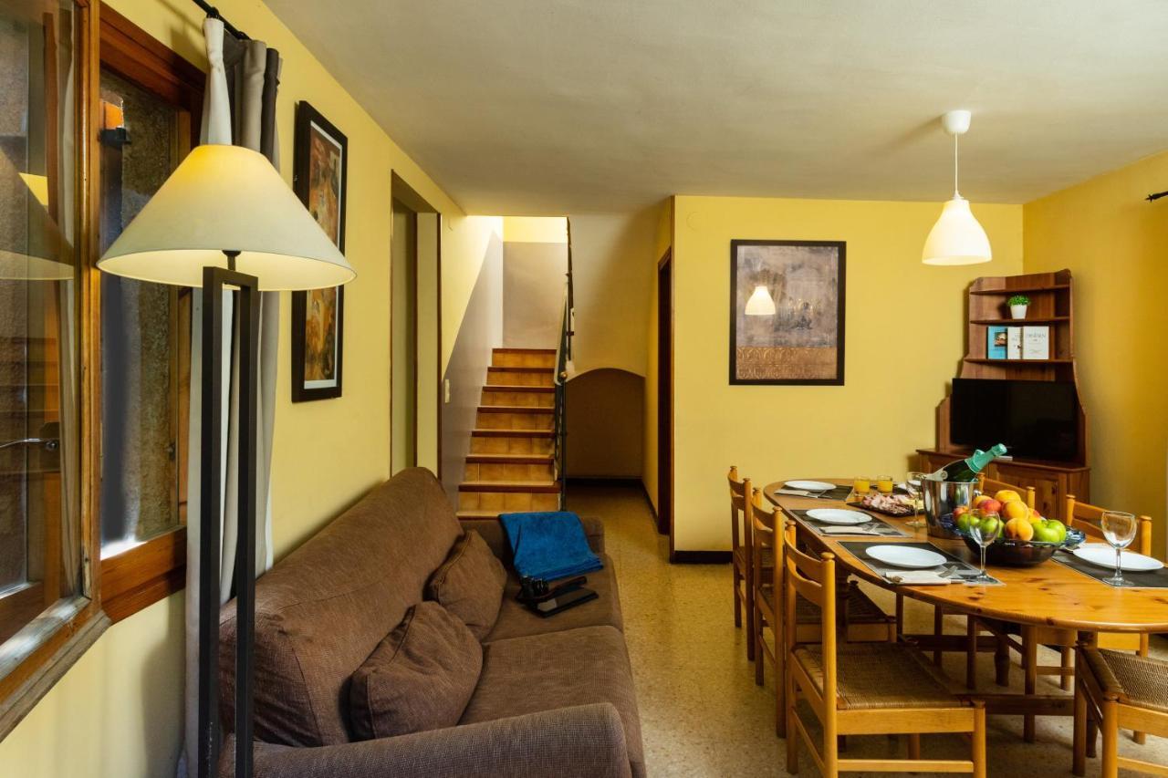 Hotel Rural Y Apartamentos Villa Engracia Espluga de Francoli Bagian luar foto