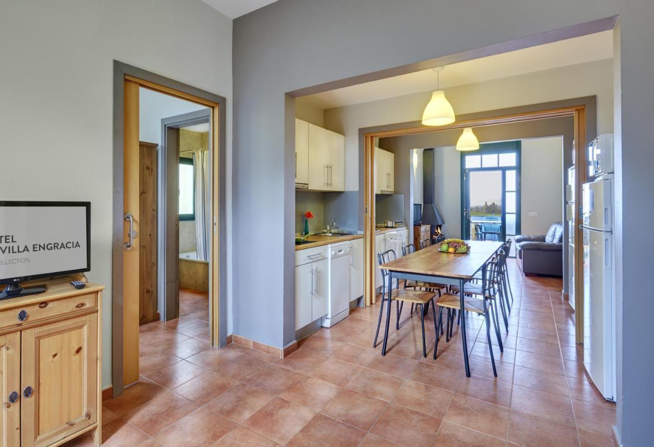 Hotel Rural Y Apartamentos Villa Engracia Espluga de Francoli Bagian luar foto