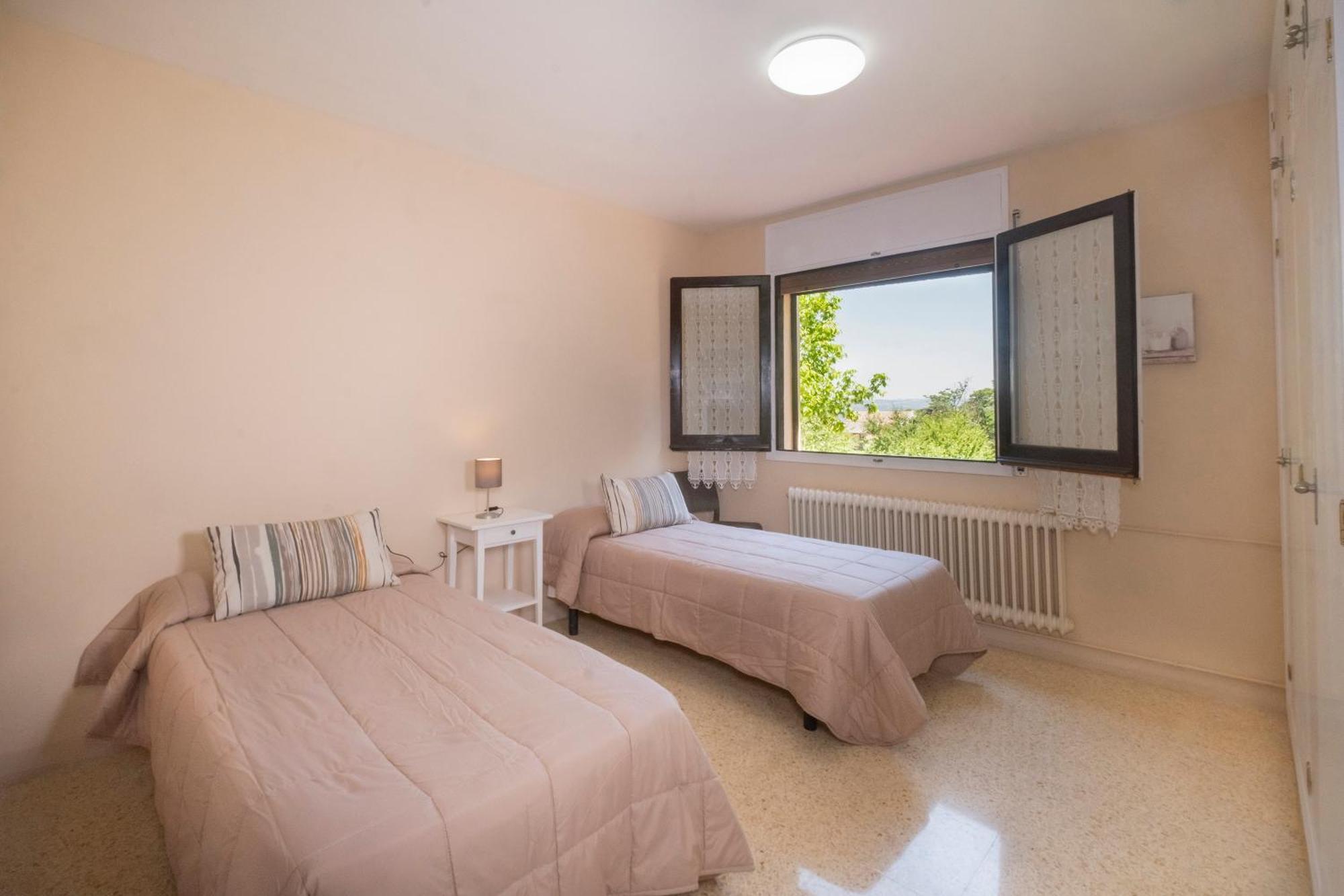 Hotel Rural Y Apartamentos Villa Engracia Espluga de Francoli Bagian luar foto